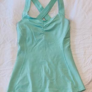 Lululemon workout tank